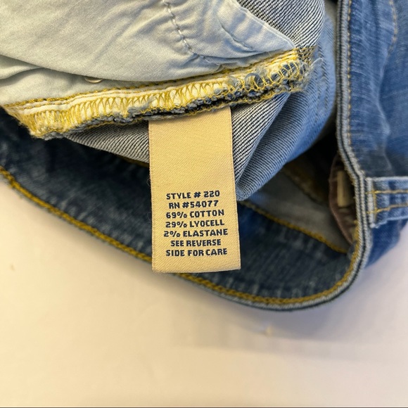 CAbi Womens Light Blue Denim Cropped Zipper Ankle Size 8 Waist 30 - Picture 9 of 12